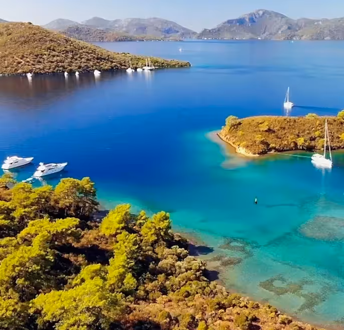 Göcek 12 adalar günlük günübirlik özel yatılı tekne turları